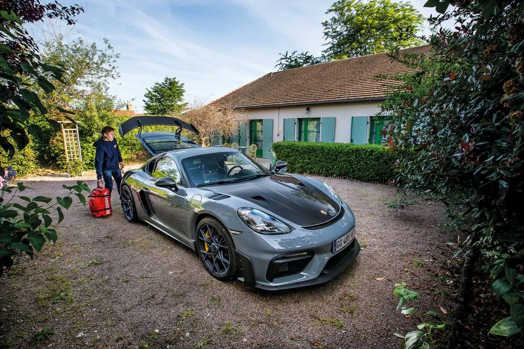 porsche cayman gt4rs (2021/2022)