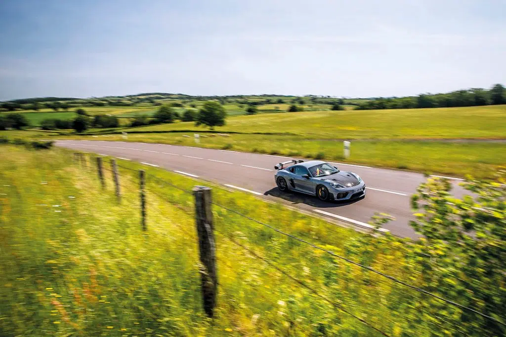 porsche cayman gt4rs (2021/2022)