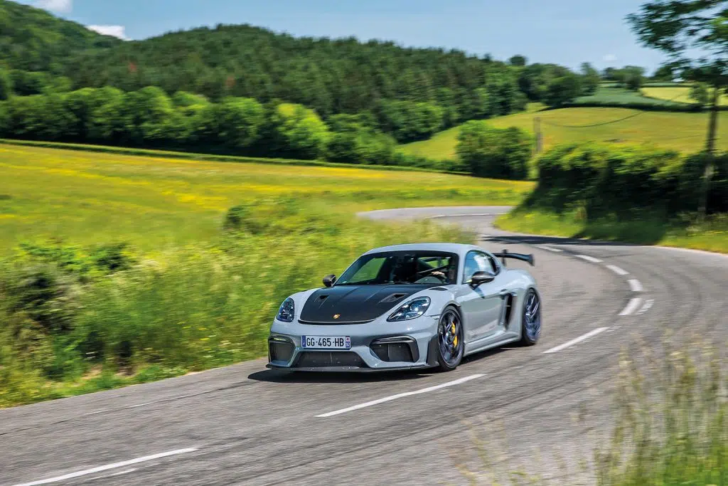 porsche cayman gt4rs (2021/2022)