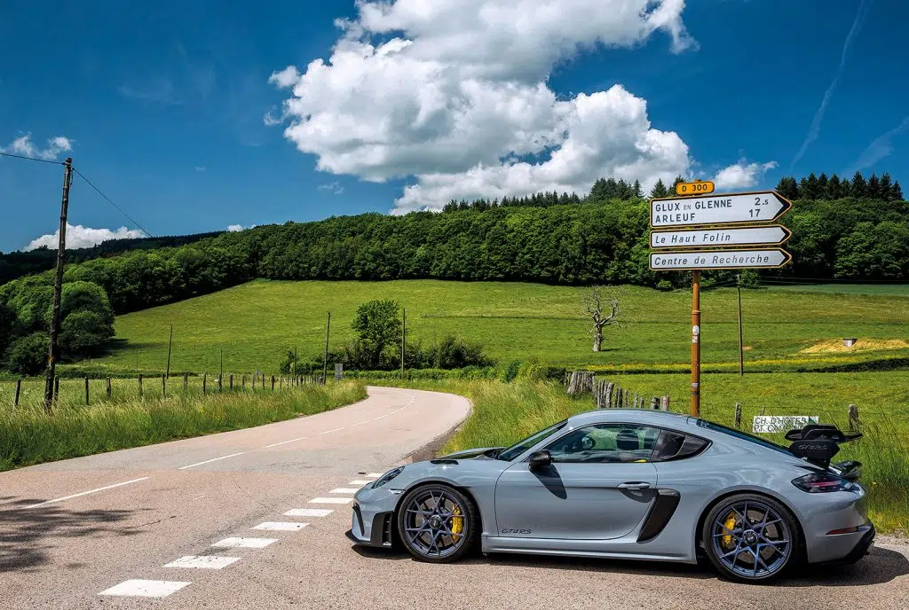 porsche cayman gt4rs (2021/2022)