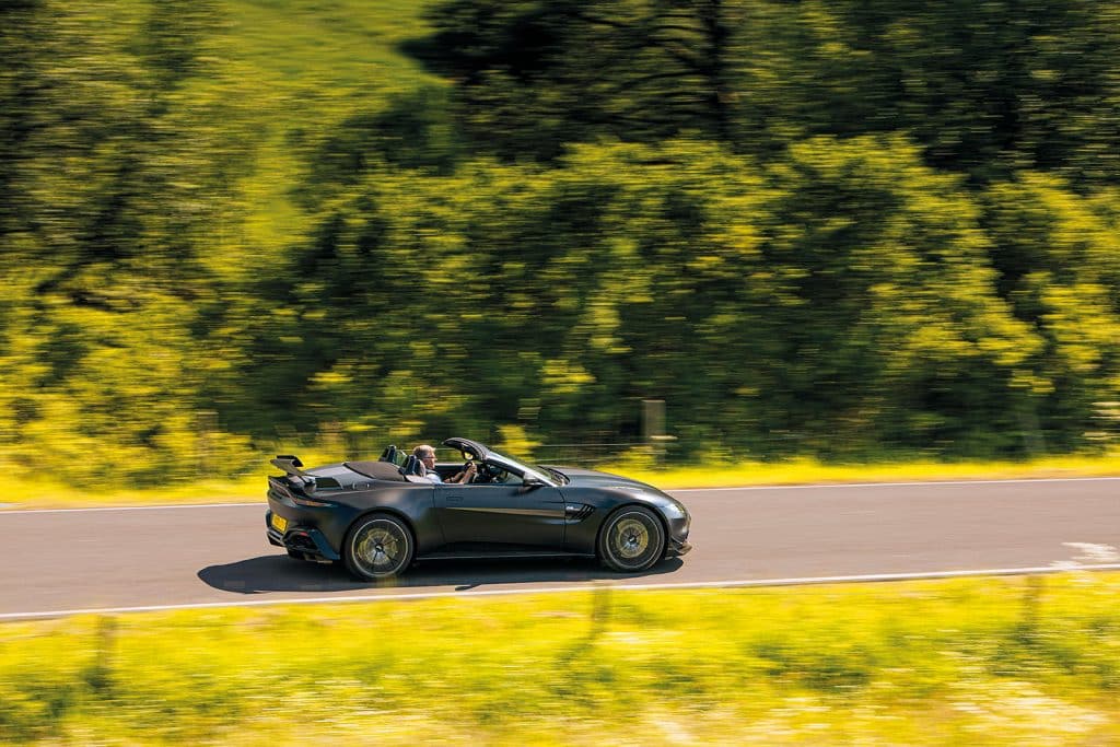 aston martin vantage roadster f1 edition 3 2
