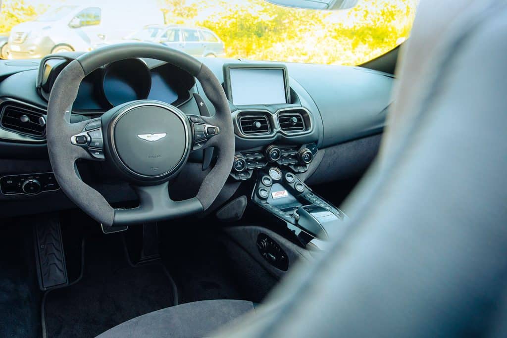 aston martin vantage roadster f1 edition 4