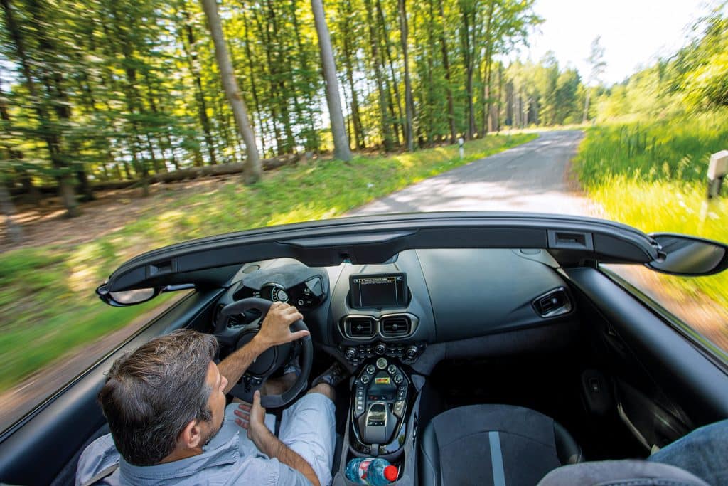 aston martin vantage roadster f1 edition 4 2