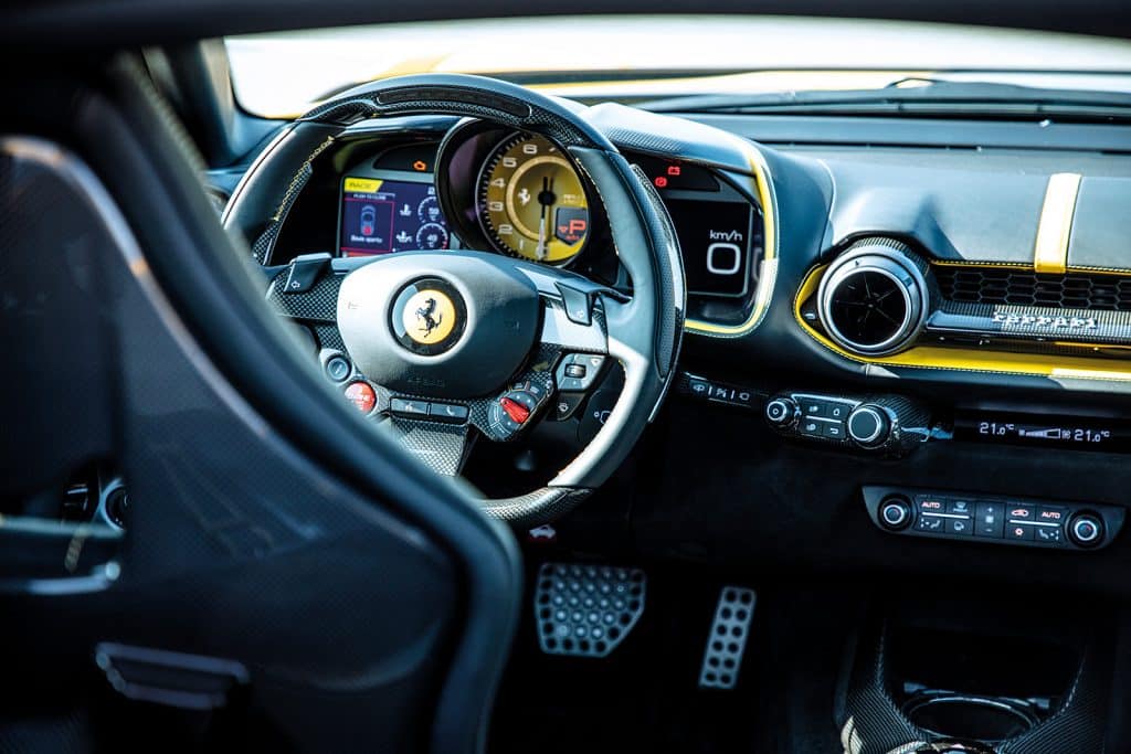 ferrari 812 competizione 6