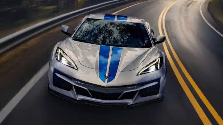 chevrolet corvette c8 e ray 2023 6