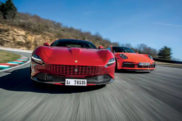 match ferrari roma / porsche 911 turbo s (type 992)