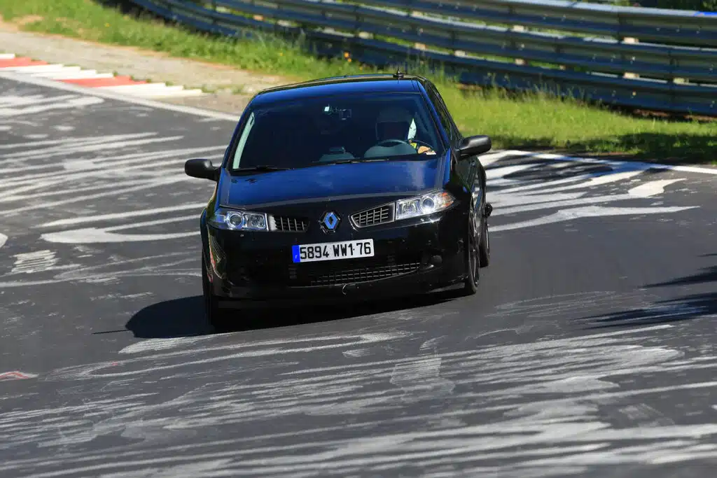 renault megane r26r record 8