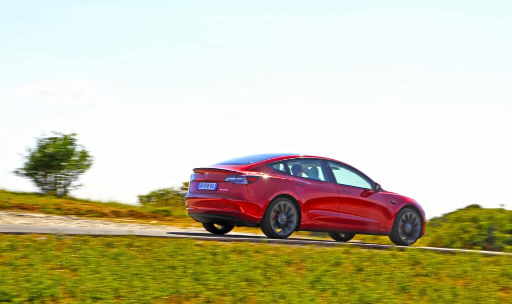 tesla model3 performance evo 20