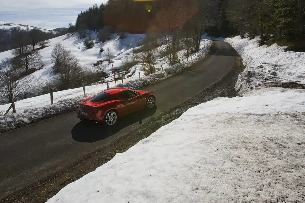 alfa romeo 4c supertest 23