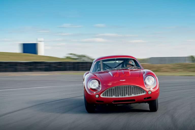 astonmartindb4gt zagato continuation 14