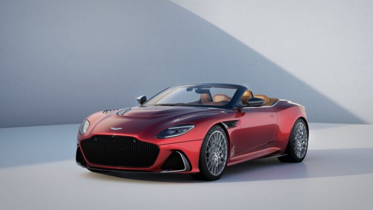 aston martin dbs 770 volante 0