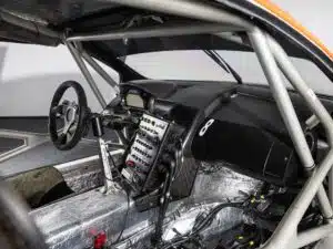 aston martin dbr9 gt1 4