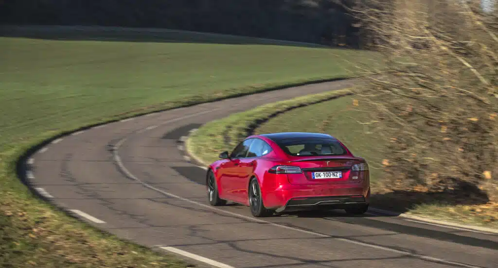 tesla model s plaid