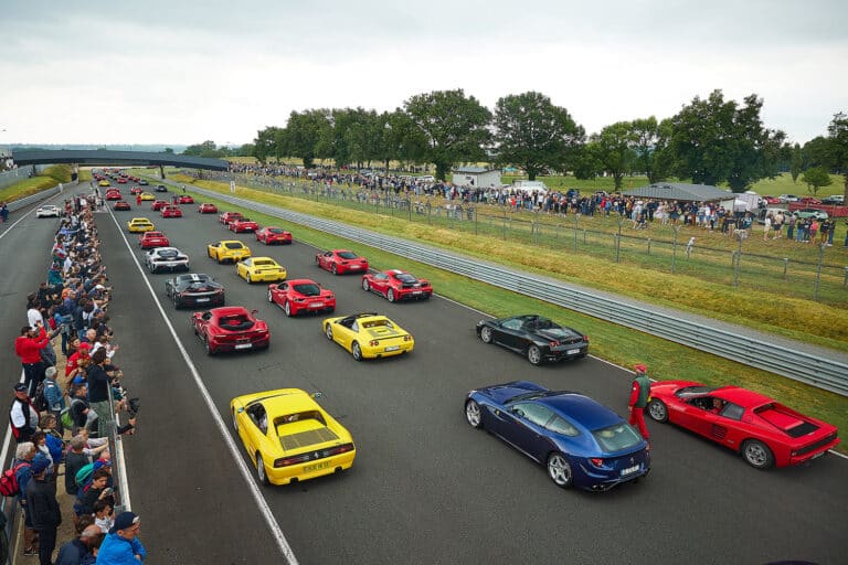 sport collection plateaux ferrari 8