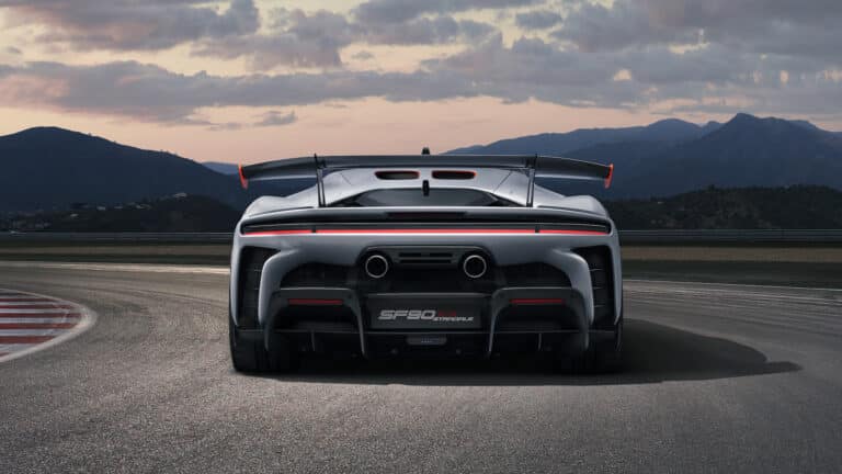 ferrari sf90 xx 2023 18
