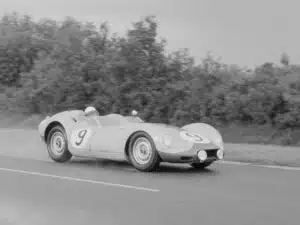 lister jaguar knobblyenchere 3