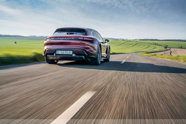 porsche taycan turbo 0058
