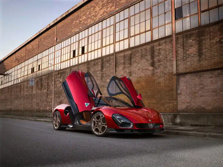 alfaromeo 33 stradale 4