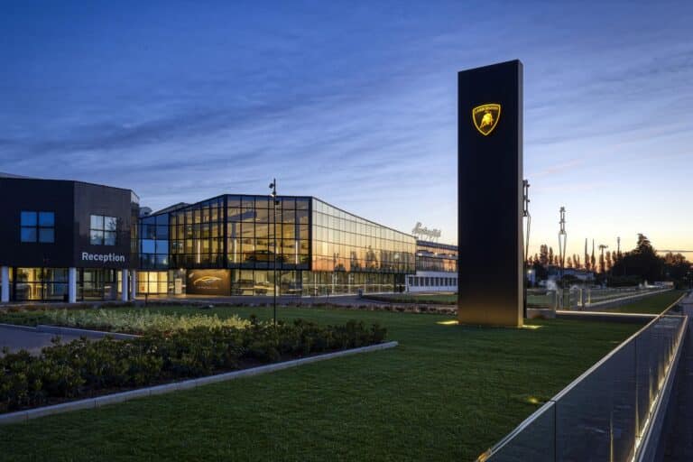 lamborghini usine