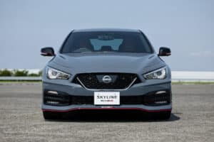 nissan skyline nismo statique av