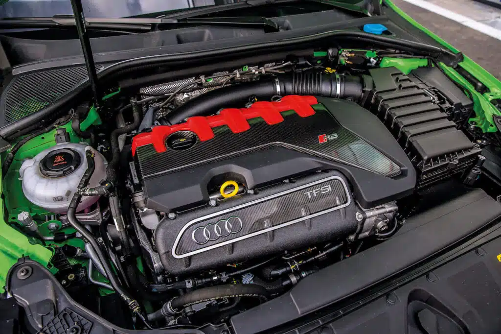 volkswagen golf r 20 ans / audi rs3