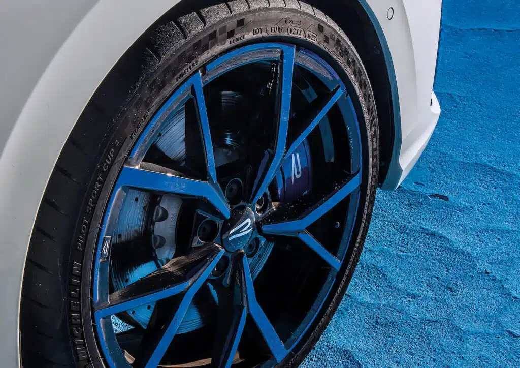 volkswagen golf r 20 ans / audi rs3