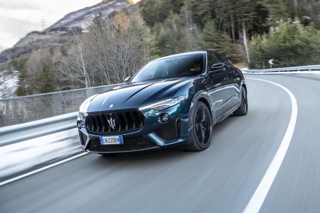 maserati levante v8 ultima 14