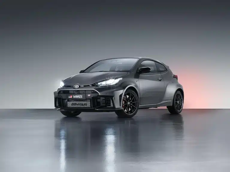 toyota yarisgr restylée 12