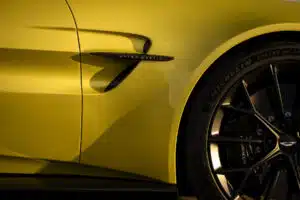 aston martin vantage 29