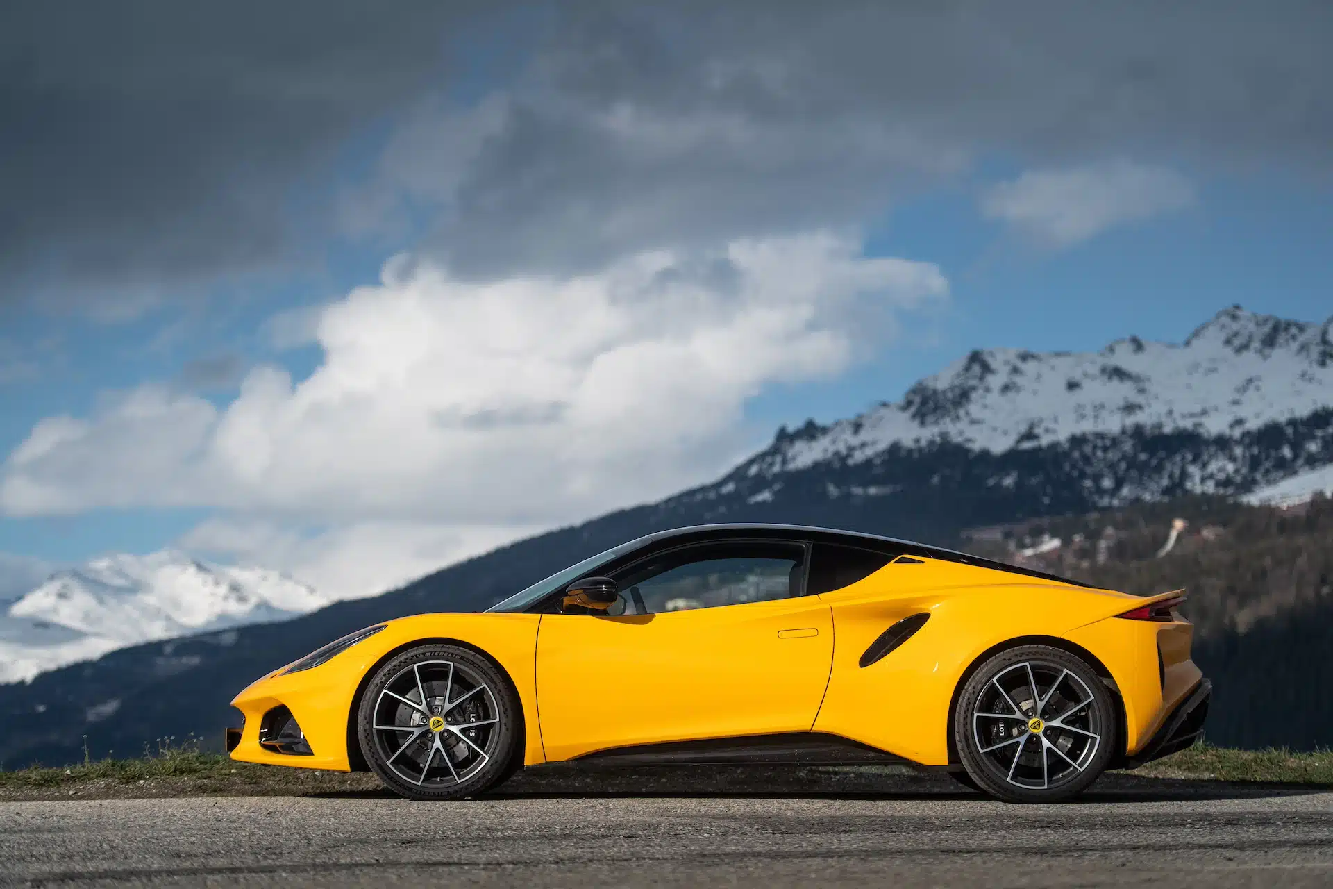 lotus emira v6 @jorisclerc profil
