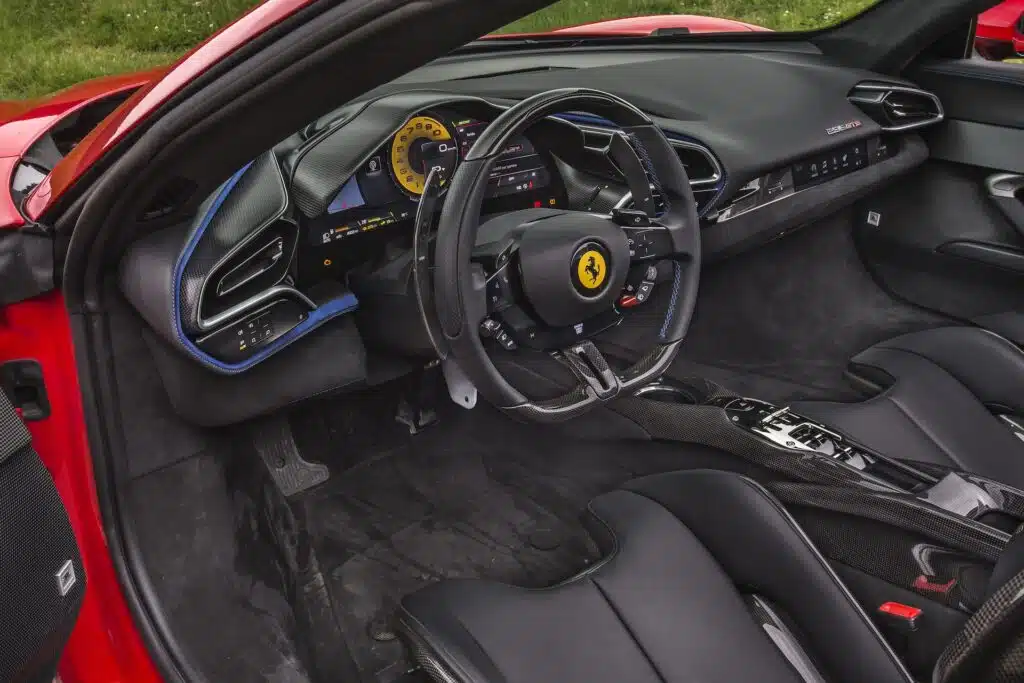 ferrari 296 gts assetto fiorano
