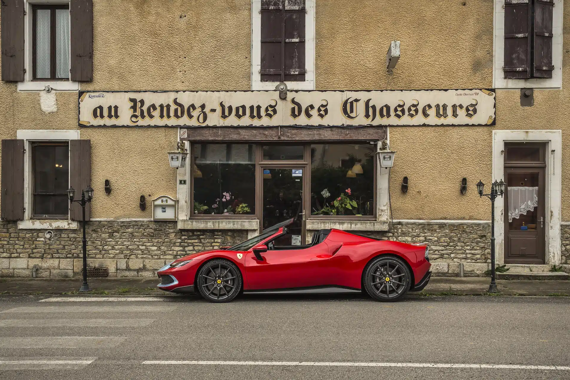 ferrari 296 gts assetto fiorano