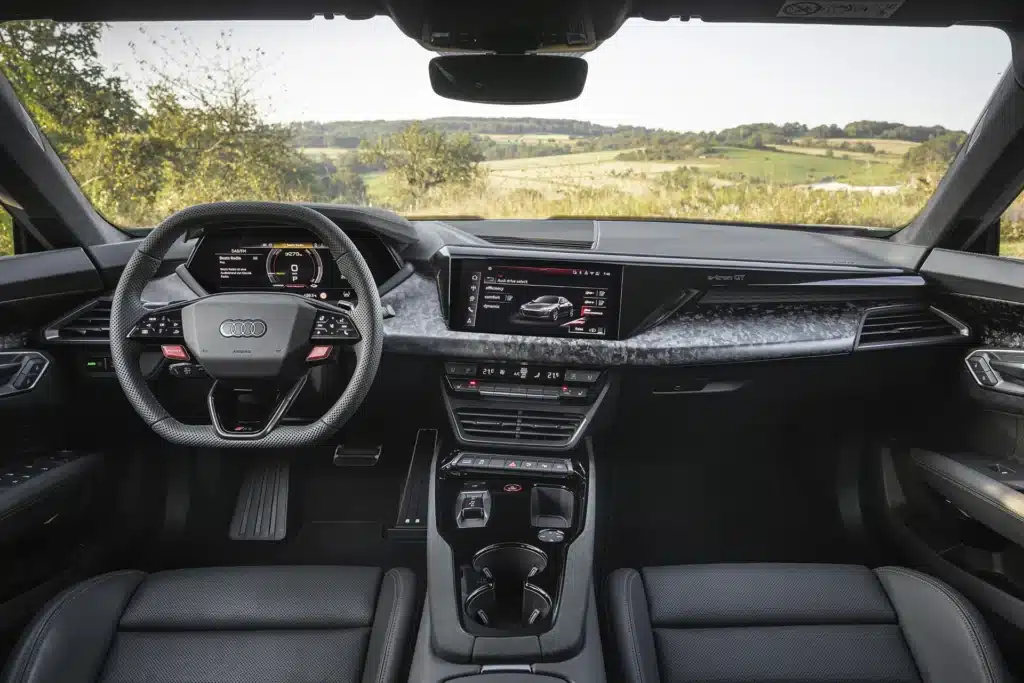 audi etrongt performance 4