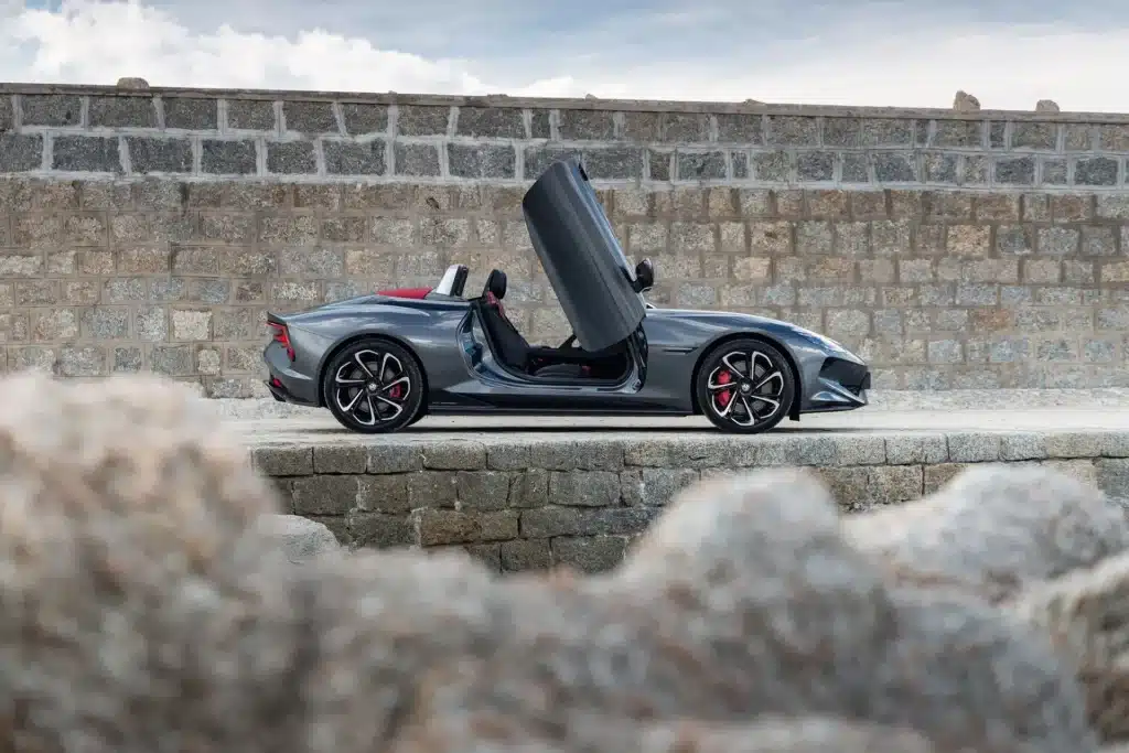 mg cyberster tibo 17