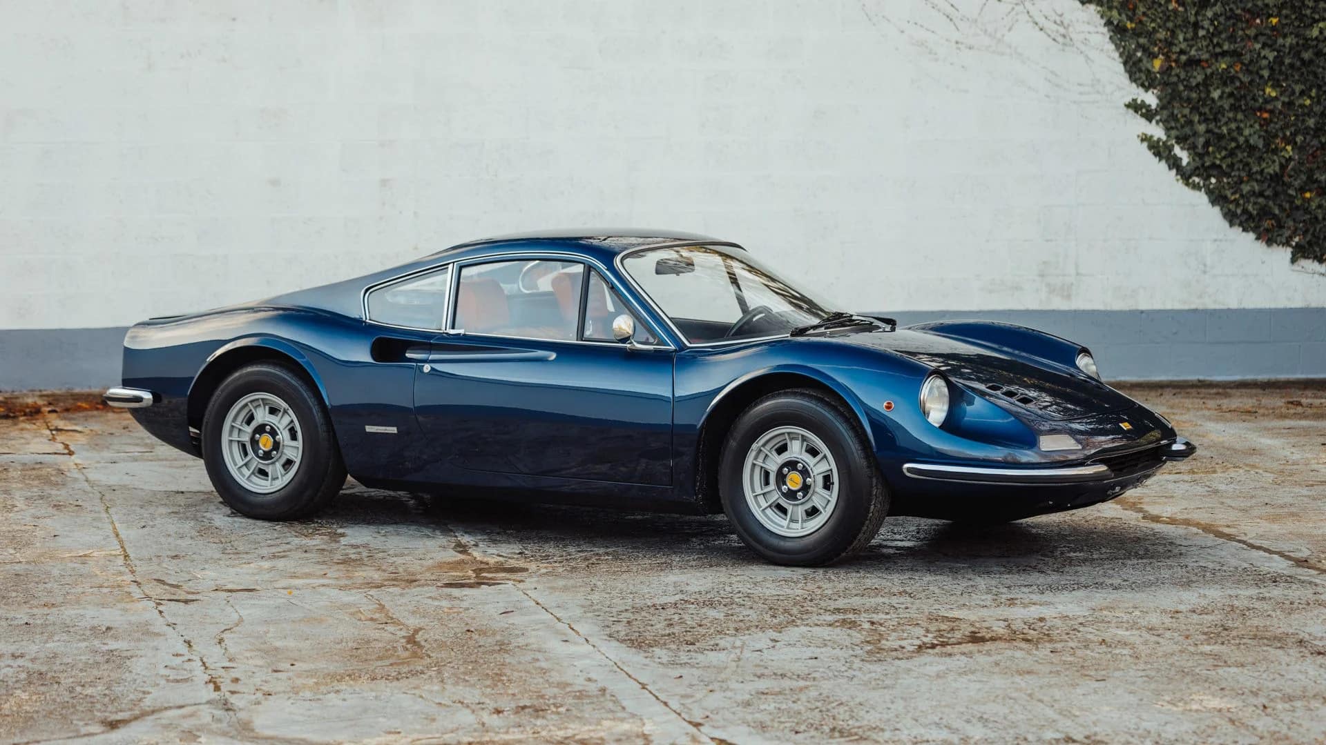 ferrari dino 246 gt (1)