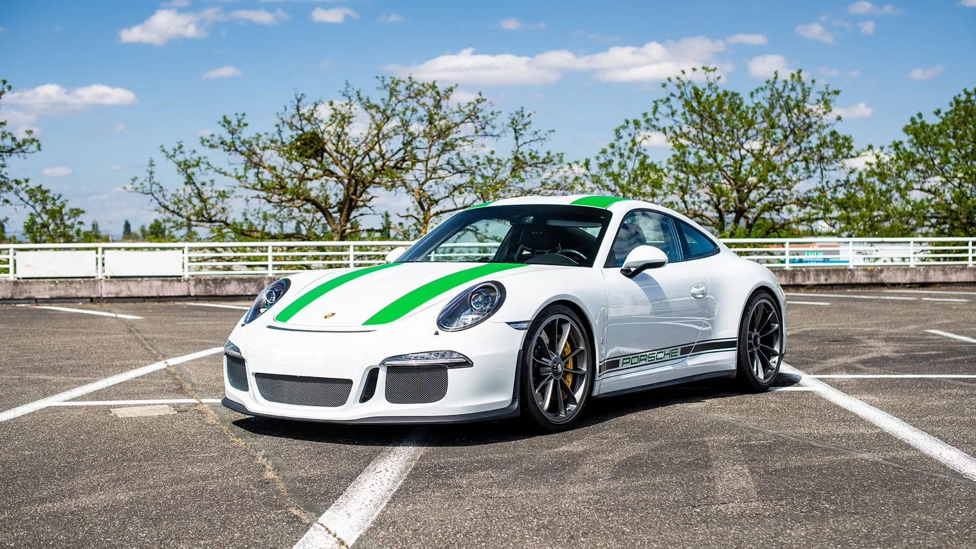 2016 porsche 911 r