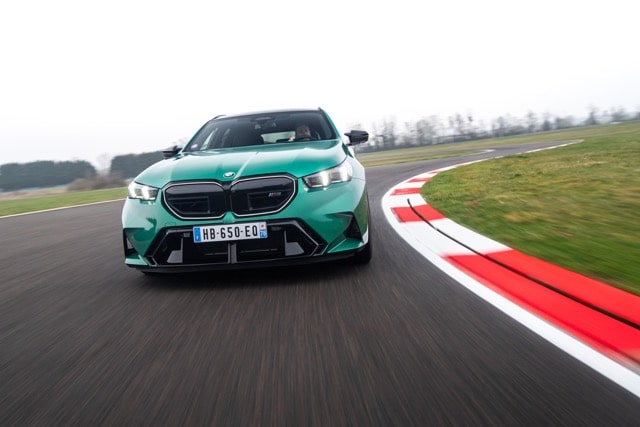 BMW M5 Touring G99 chrono