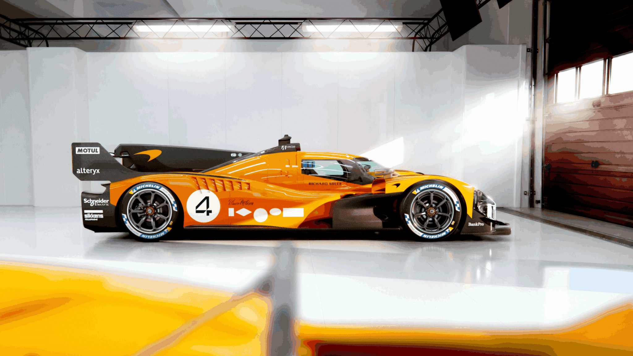 mclaren mcl hy (3)