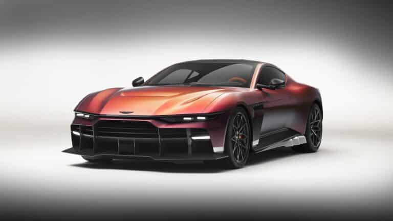 aston martin valen 01