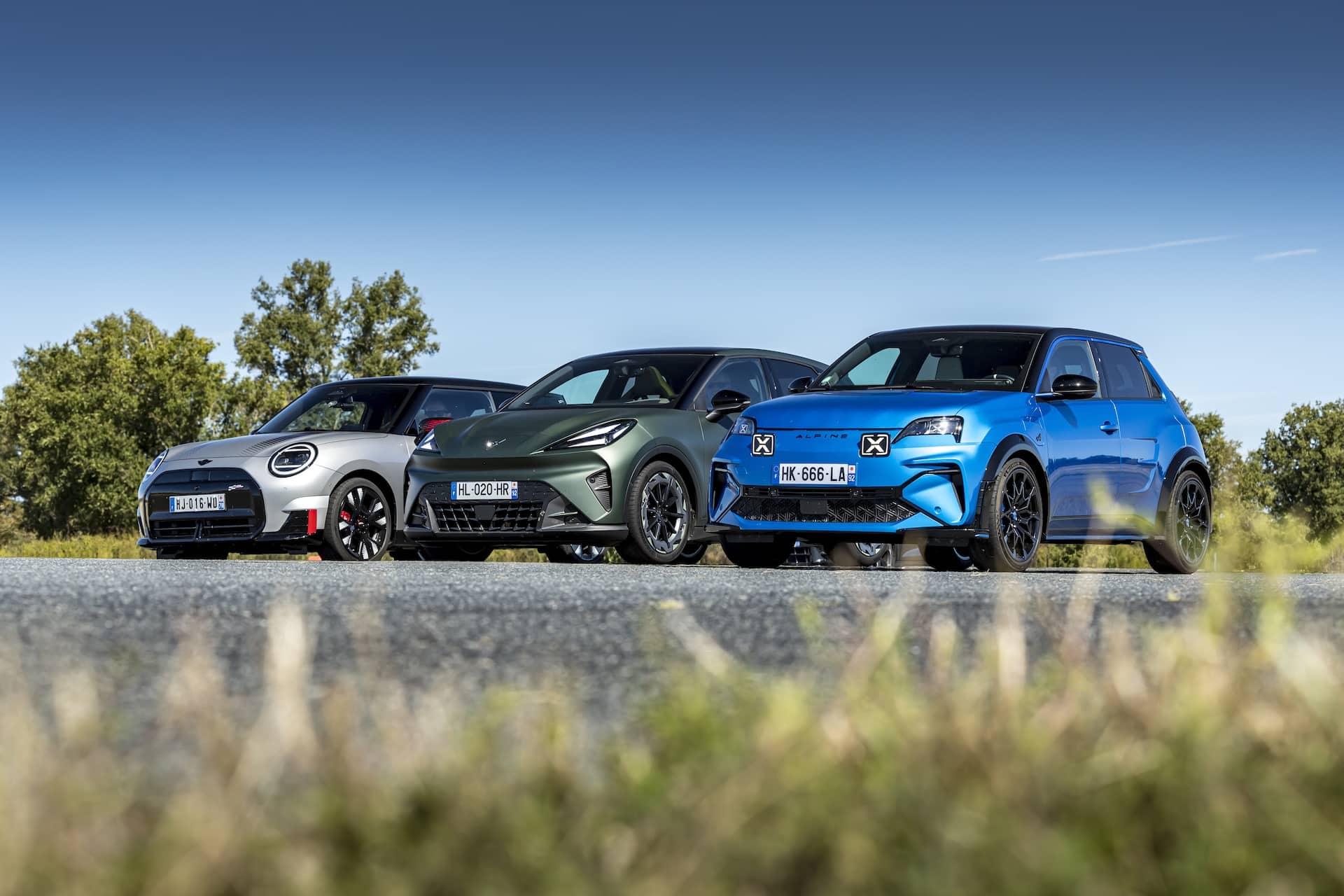 comparo elec alpine mini cupra statique av adrien cortesi