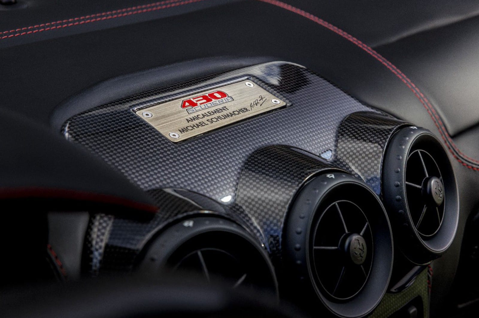 ferrari 430 scuderia signed by michael shcumacher (3)