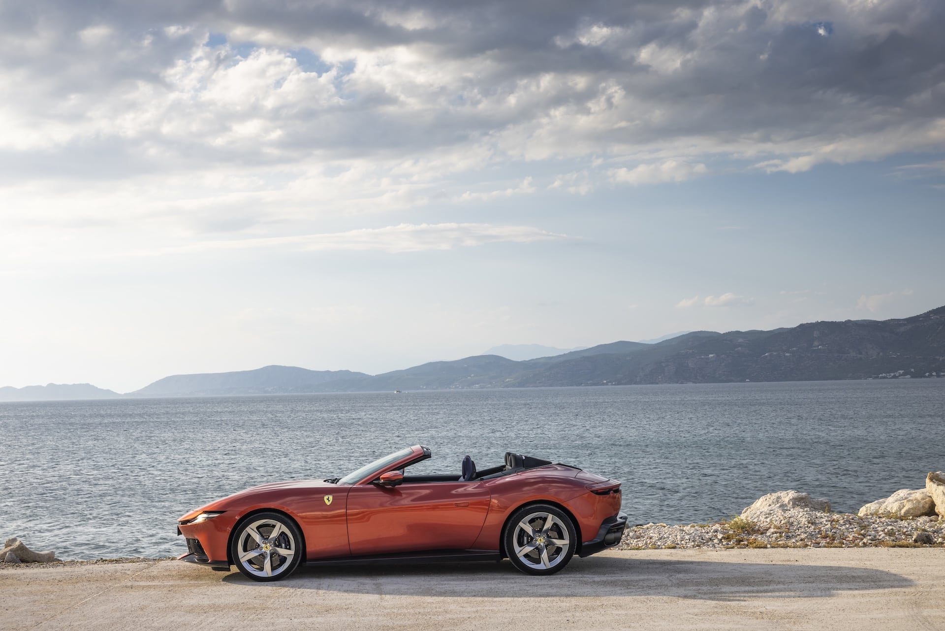 ferrari amalfi spider profil