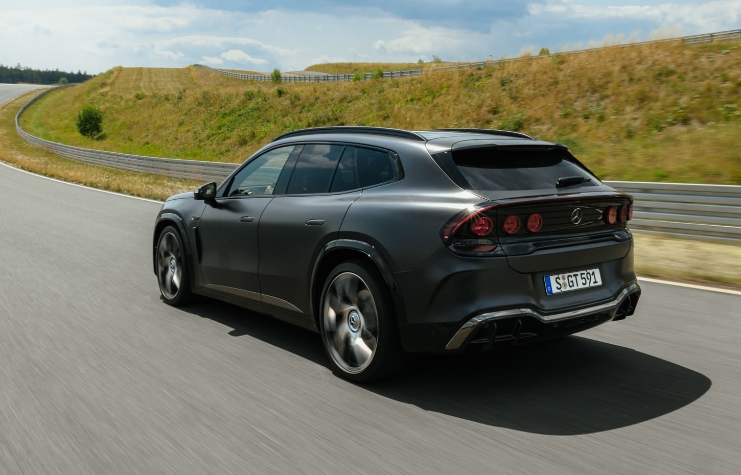 mercedes gt suv 4