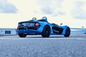 zenos 10 (1)